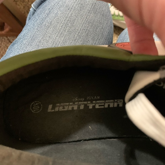 Colorful Lowtop lightyear Sneakers - Picture 5 of 6